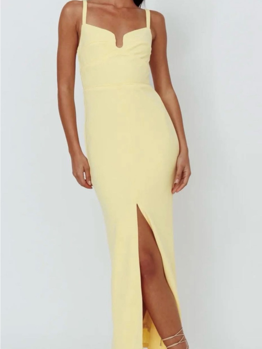Selfie Leslie Pale Yellow Notch-Neck Maxi Dress with Front Slit